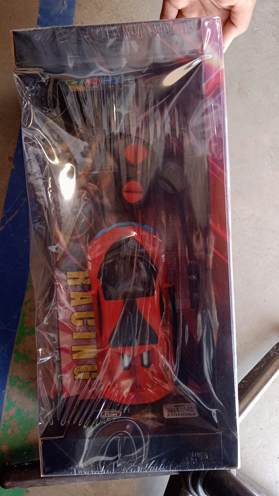 Electroplay High-Speed RC Sports Car with Spray Exhaust Effect (1 Set)