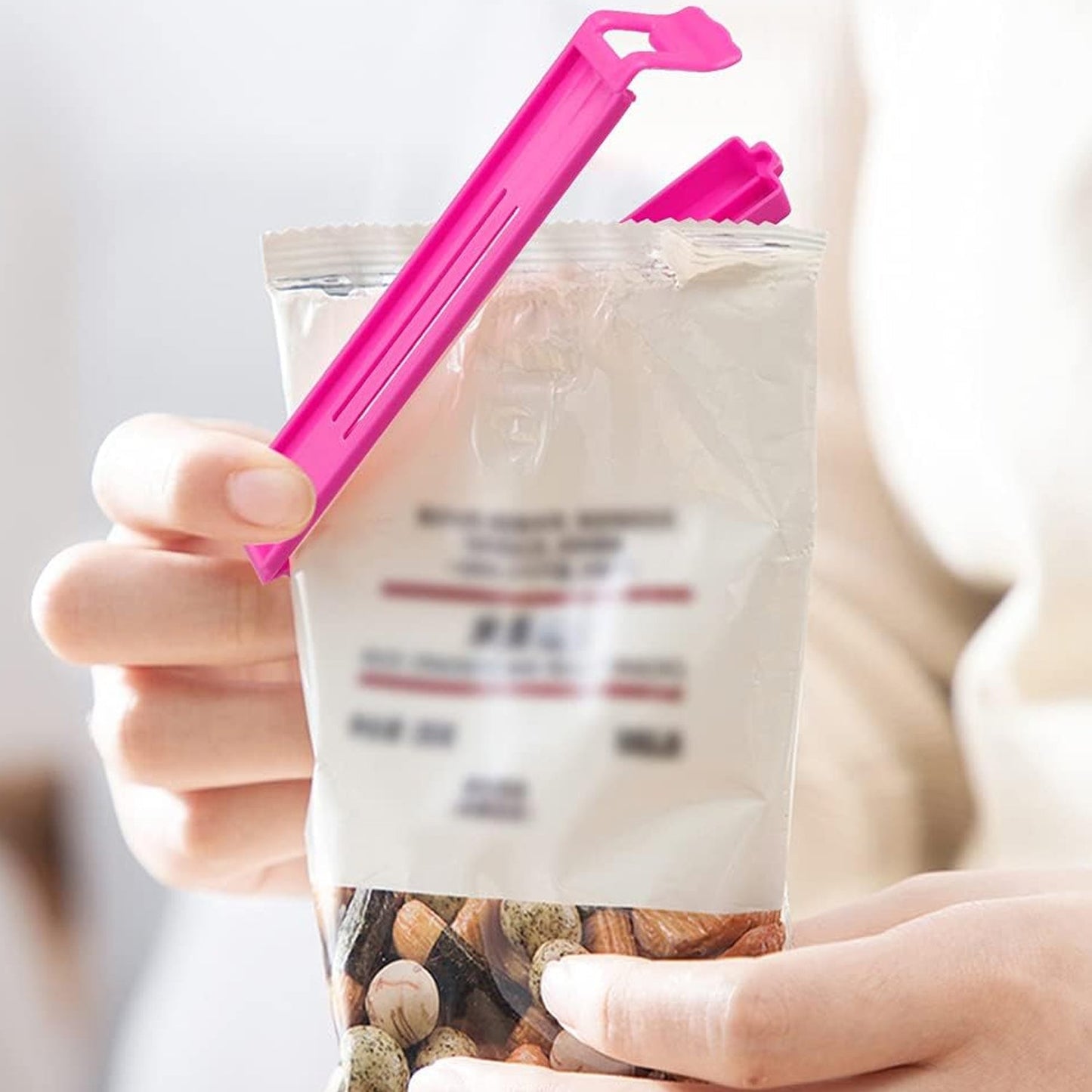 Food Bag Clip Sealer â€“ Airtight Plastic Clips for Snacks, Kitchen & Camping (18 Pc Set)