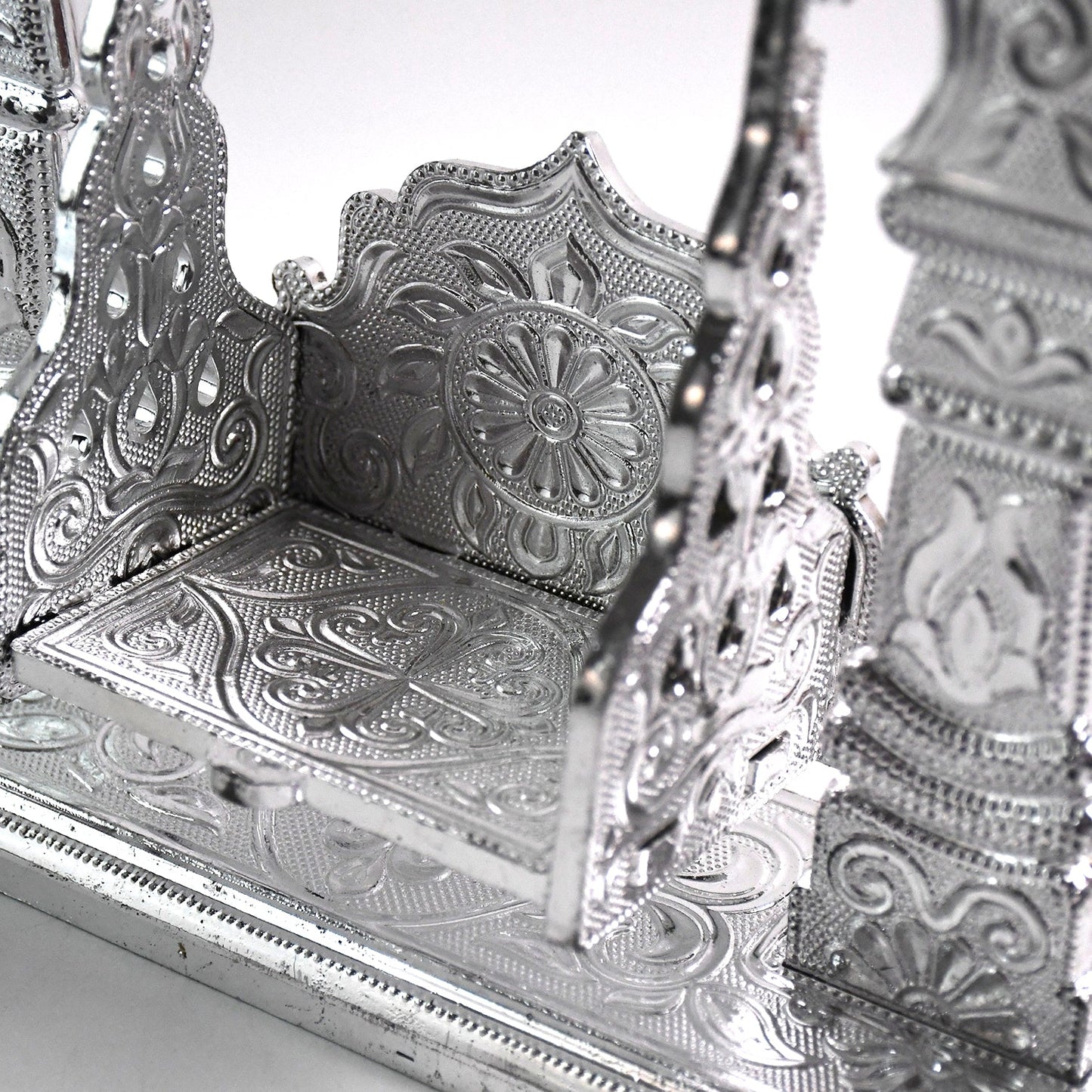 Shreeji Bal Gopal Jhula (1 Pc)