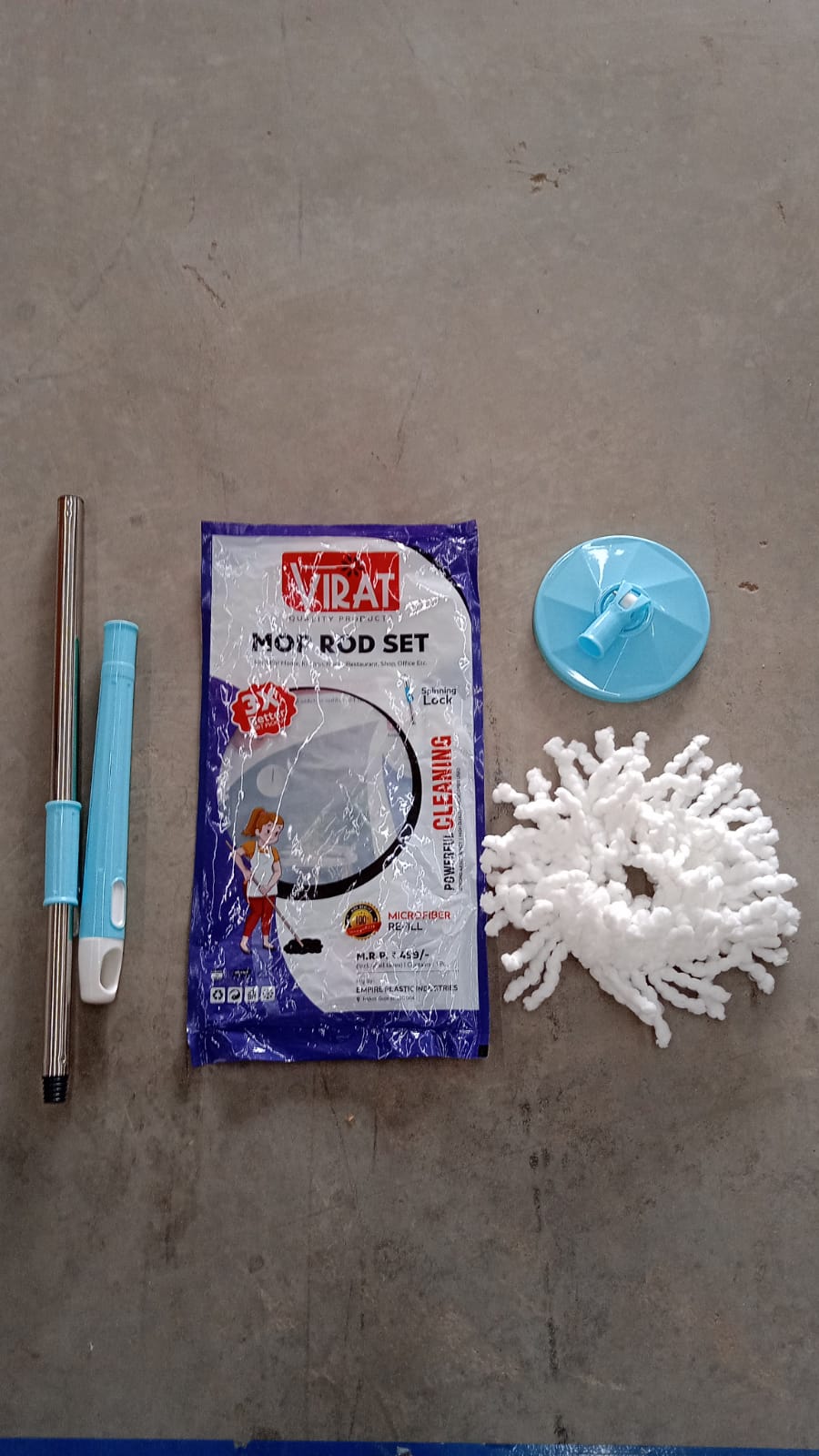 Home Cleaning Stainless Steel 360Â° Rotating Pole - Microfiber Mop with Adjustable Rod Stick Mix Color)