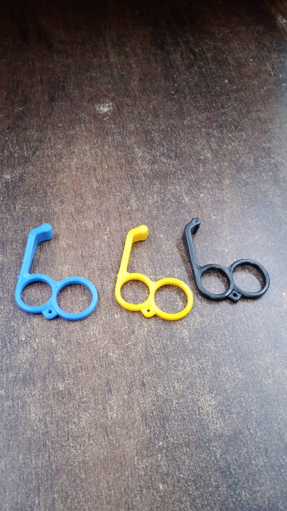 Plastic Hand Mobile Stand (Mix Color / 1 Pc)