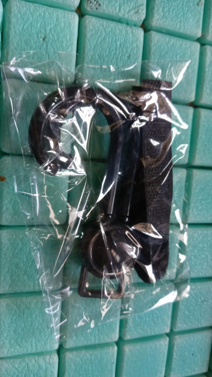 360Â° Rotating Multi-Purpose Baby Carriage Hook â€“ For Strollers, Cars & More (1 Pc)